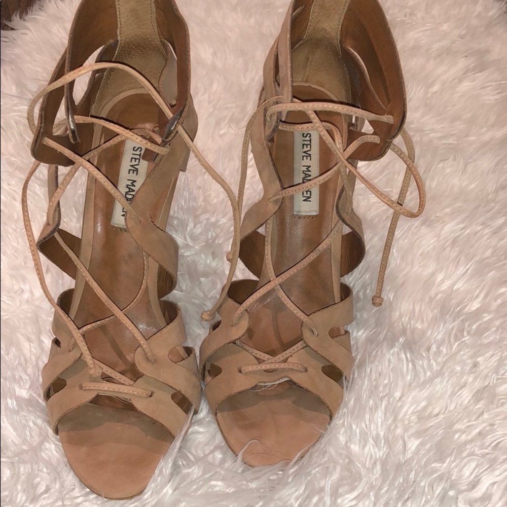 Steve Madden nude lace up heels